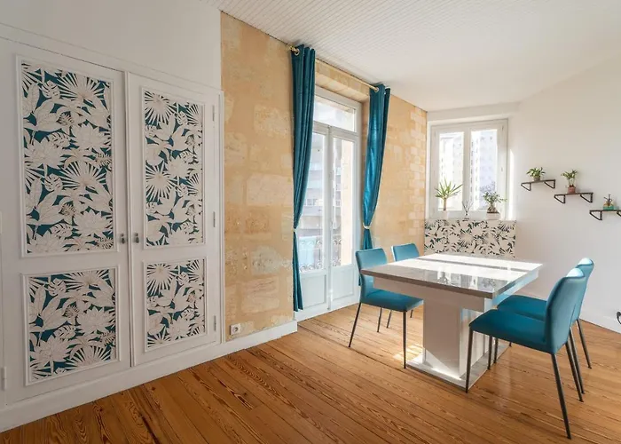 Appartement Large Bright Duplex In Bordeaux