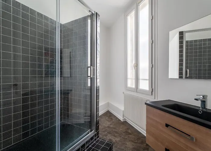 Large Bright Duplex In